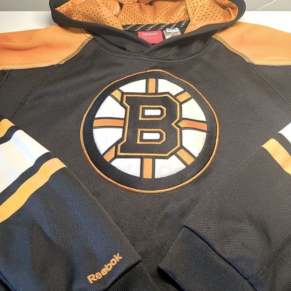 Boston Bruins Face Off Reebok Youth XL/18 Hooded Front Pockets Pullover - Picture 1 of 8